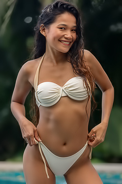 Asian Bikini Girl Kloyali