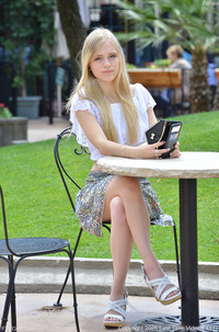 Kitty Alexia Upskirts Her Round Ass In Public