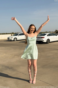 Nude Public Teen Sofie