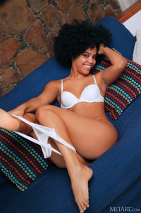 Hairy Latina Babe Selva Lapiedra