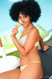 Choco Babe Selva Lapiedra