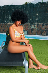 Choco Babe Selva Lapiedra