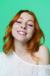 Extremely Hot Redhead Teen Carolina Sun