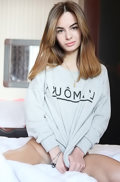 Sexy student Debora rubbing