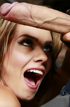 Badass Latina - Esperanza Gomez