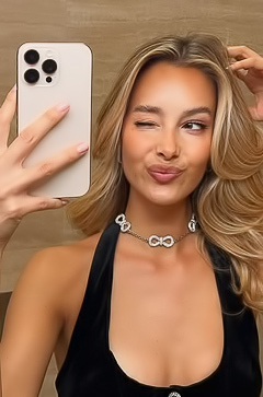 Viky Varga Luxurious Babe From Hungary porn pics gallery